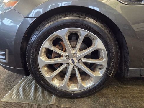 Used 2016 Ford Taurus Limited w/ Equipment Group 301A image 72