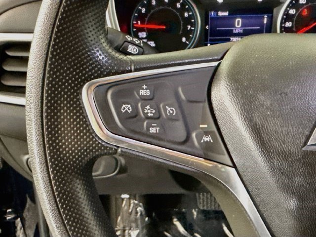 Used 2020 Chevrolet Equinox LT w/ LPO, Chrome Package FWD image 13