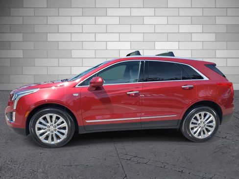 Used 2019 Cadillac XT5 Luxury image 2