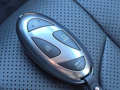 New 2025 Hyundai Elantra Limited w/ Cargo Package image 29