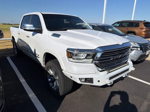 Used 2020 RAM 1500 Laramie AWD/4WD image 4
