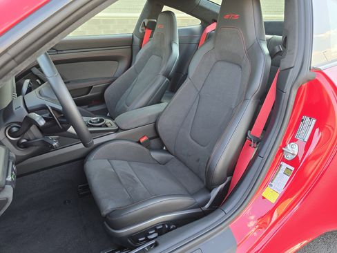 Certified 2025 Porsche 911 Carrera 4 GTS image 5