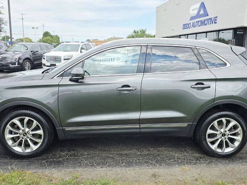 Used 2019 Lincoln MKC Select w/ MKC Climate Package AWD/4WD image 4