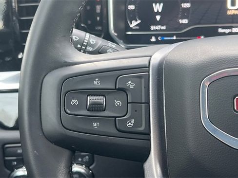 Used 2025 GMC Sierra 1500 Elevation image 31