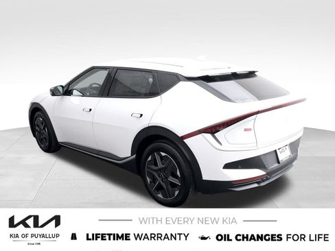 New 2026 Kia EV6 Light RWD image 7