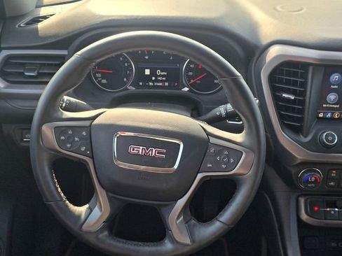 Used 2023 GMC Acadia AT4 w/ Preferred Package image 17