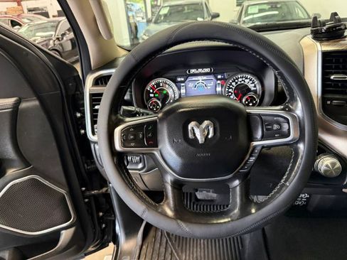 Used 2019 RAM 1500 Laramie AWD/4WD image 12