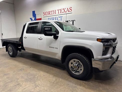 Used 2022 Chevrolet Silverado 2500 LT w/ Convenience Package image 3