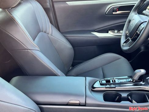Certified 2026 Toyota Crown Signia AWD/4WD image 13