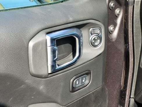 New 2025 Jeep Wrangler Sahara image 10