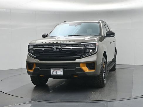Certified 2025 Ford Expedition Tremor AWD/4WD image 61