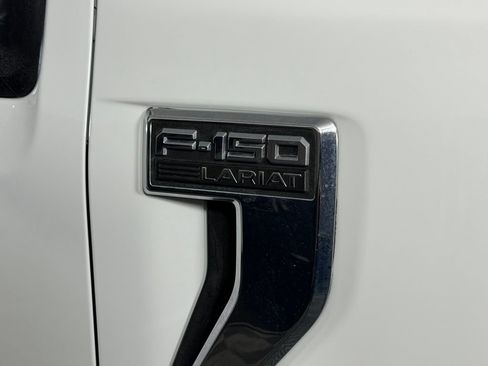 Used 2023 Ford F150 Lariat AWD/4WD image 12