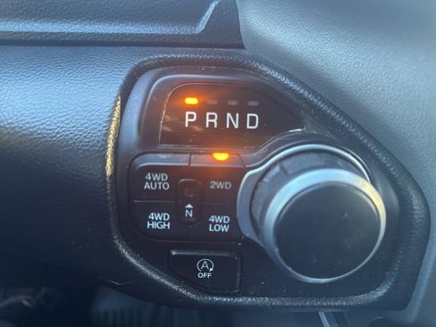 Certified 2022 RAM 1500 Big Horn image 9