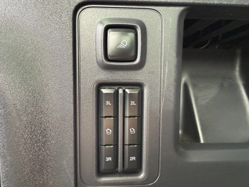 Used 2025 Ford Expedition Max Platinum AWD/4WD image 32
