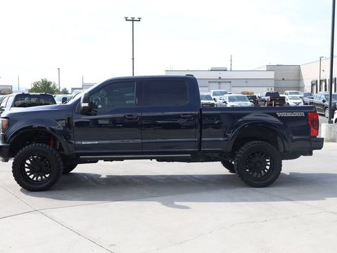 Used 2022 Ford F350 Lariat w/ Tremor Off-Road Package AWD/4WD image 3