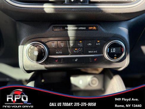 Used 2020 Ford Escape SEL image 25