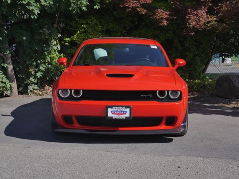 Used 2018 Dodge Challenger SRT Hellcat RWD image 30