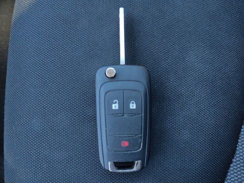 Used 2017 Chevrolet Spark LT image 32