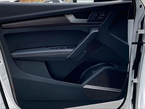 Used 2021 Audi Q5 2.0T Premium Plus w/ Premium Plus Package image 13