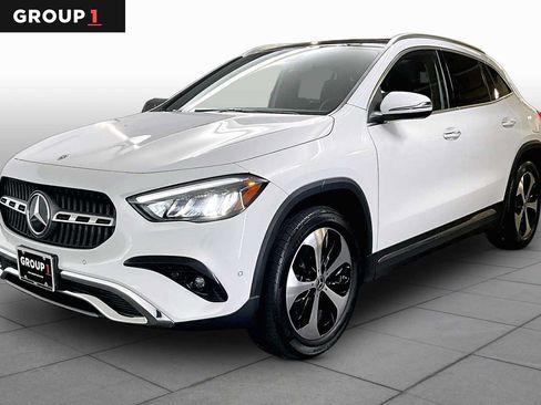 Used 2024 Mercedes-Benz GLA 250 4MATIC image 1