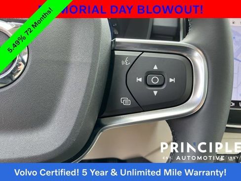 Certified 2023 Volvo XC40 B5 Plus w/ Protection Package Premier AWD/4WD image 23