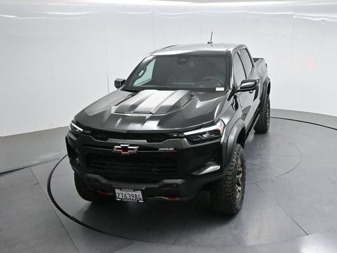 Used 2024 Chevrolet Colorado ZR2 w/ ZR2 Convenience Package III AWD/4WD image 51