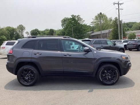 Used 2021 Jeep Cherokee Trailhawk w/ Premium Leather Package image 5