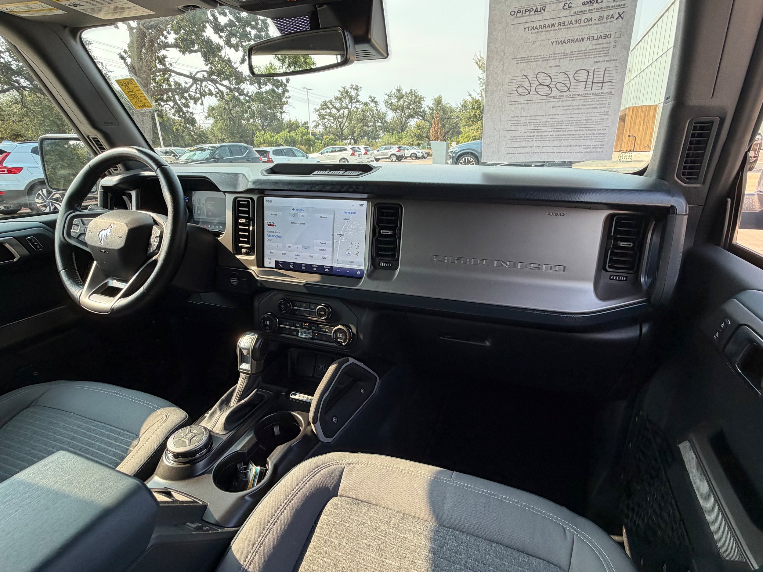 Used 2023 Ford Bronco Outer Banks AWD/4WD image 14