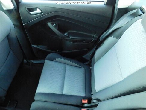 Used 2018 Ford Escape SE image 11