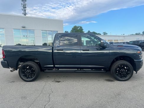 Used 2026 RAM 2500 Big Horn AWD/4WD image 4