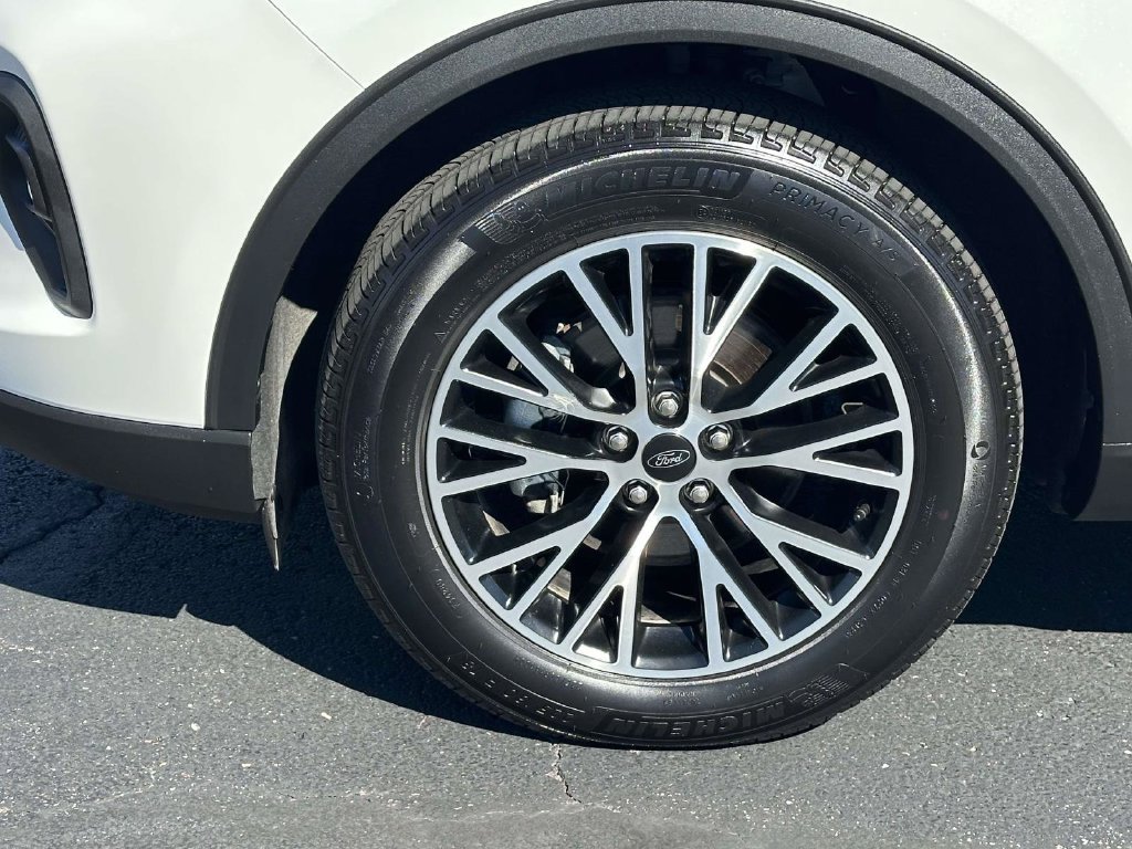 Certified 2023 Ford Escape SE FWD image 8