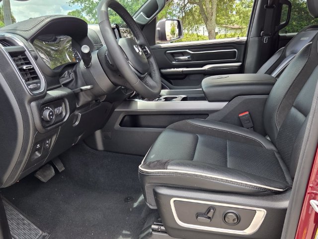 Used 2026 RAM 1500 Laramie AWD/4WD image 11
