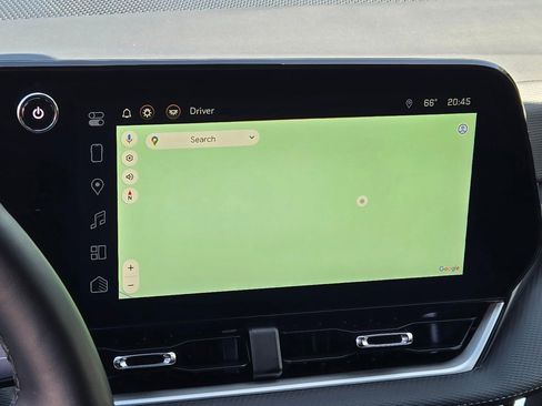 Certified 2025 Chevrolet Equinox LT FWD image 25