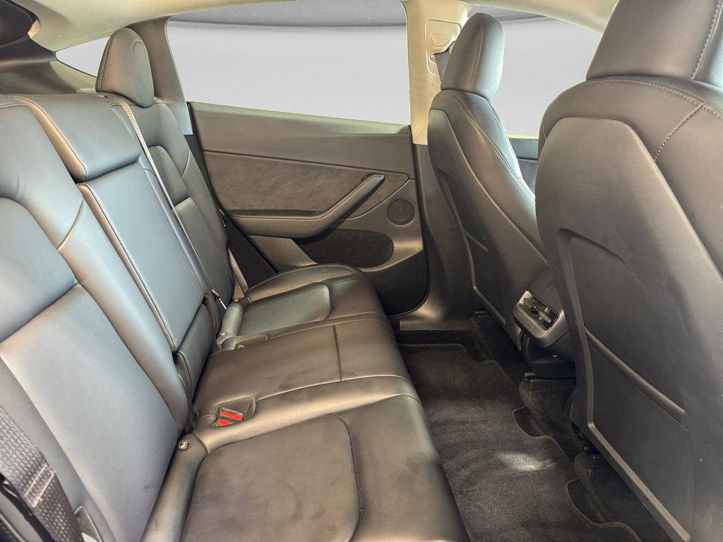 Used 2023 Tesla Model Y 2WD image 22