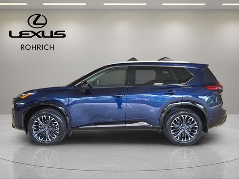 Used 2025 Nissan Rogue Platinum w/ Platinum Premium Package AWD/4WD image 9