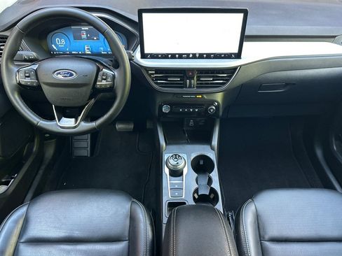 Used 2025 Ford Escape Platinum AWD/4WD image 18