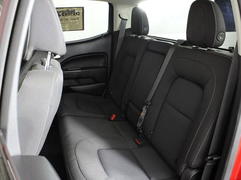 Used 2018 Chevrolet Colorado LT image 18