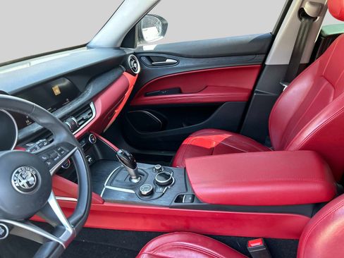 Used 2019 Alfa Romeo Stelvio w/ Nero Edizione RWD image 23