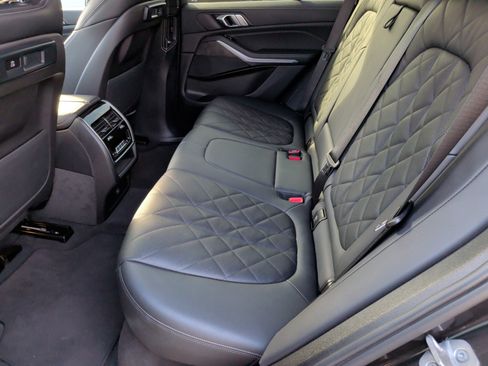 Used 2023 BMW X5 xDrive40i AWD/4WD image 37
