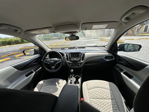 Used 2020 Chevrolet Equinox LS image 7