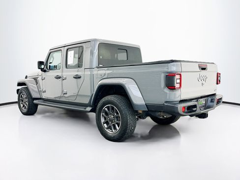 Used 2020 Jeep Gladiator Overland image 5