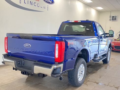 New 2026 Ford F250 XLT w/ FX4 Off-Road Package AWD/4WD image 7