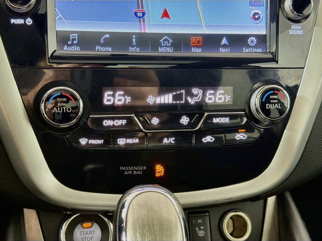 Used 2017 Nissan Murano SV w/ Premium Plus Package AWD/4WD image 16