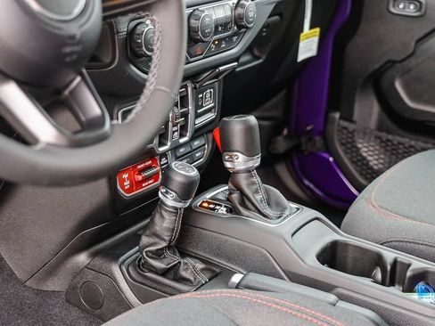 New 2026 Jeep Gladiator Rubicon AWD/4WD image 24