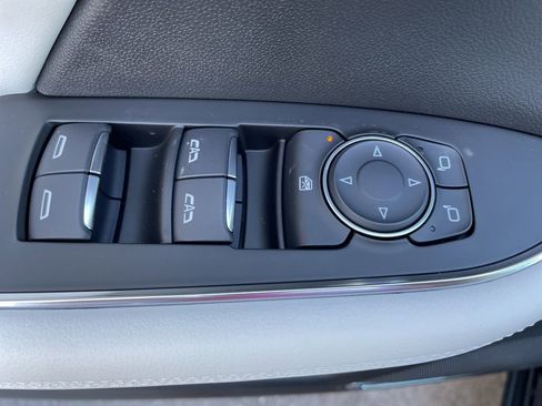 New 2026 Buick Envision Avenir image 14