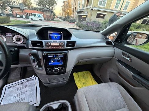 Used 2016 Honda Odyssey SE image 58