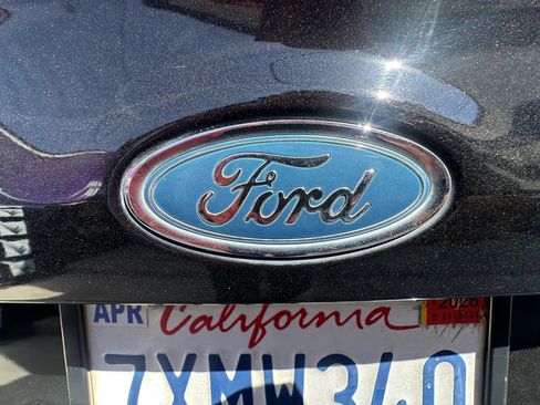 Used 2016 Ford Focus SE w/ Equipment Group 201A FWD image 21