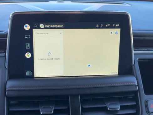 Used 2022 Chevrolet Suburban RST w/ Sport Performance Package image 23