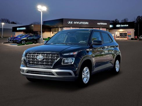 New 2026 Hyundai Venue SE image 1