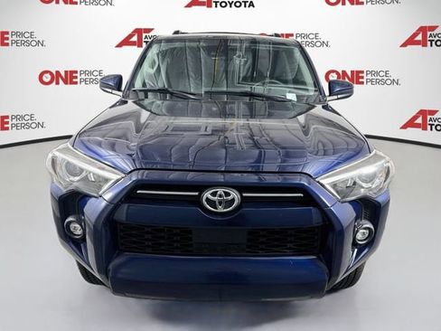 Certified 2022 Toyota 4Runner SR5 AWD/4WD image 3